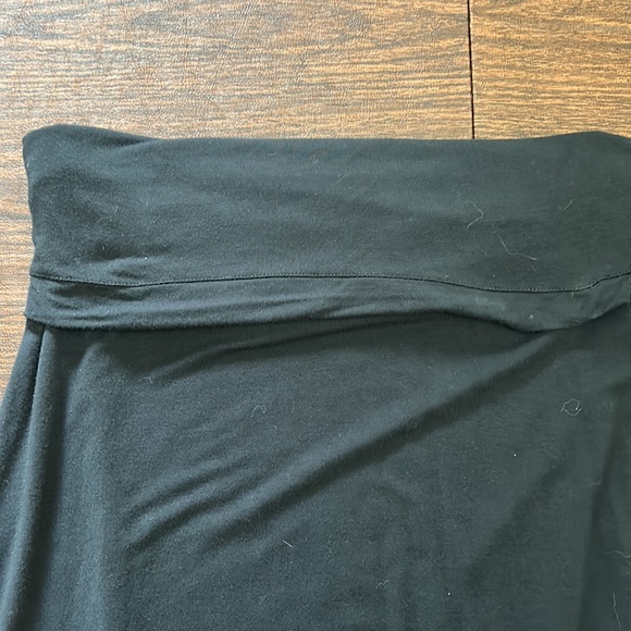 Spandex black skirt - Picture 4 of 4